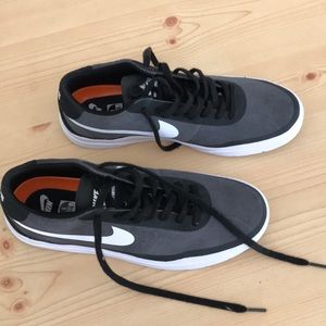 Nike SB BRUIN HYPERFEEL